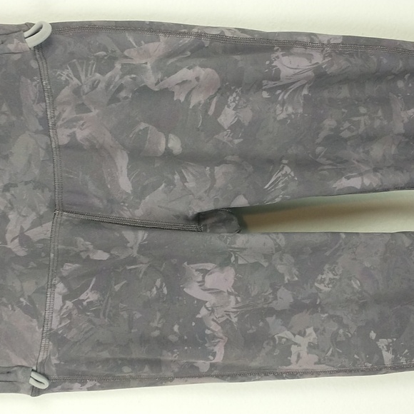 Lululemon Leggings 4 Hug your Core Super High-Rise Tight Reversible Stirrups - Picture 3 of 16